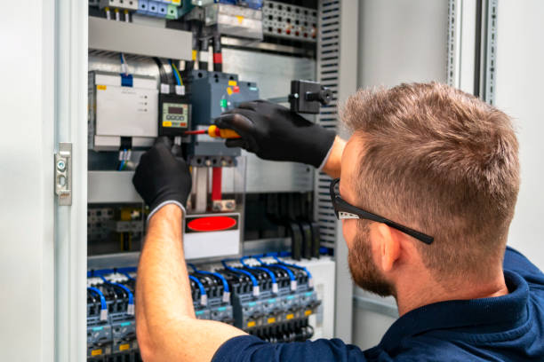 Best Emergency Electrician Near Me  in Louisvle, IL